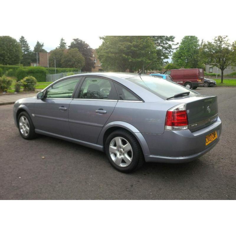 2007 Vauxhall Vectra 1.8 Exclusive 72000 miles Long MOT First to see will buy