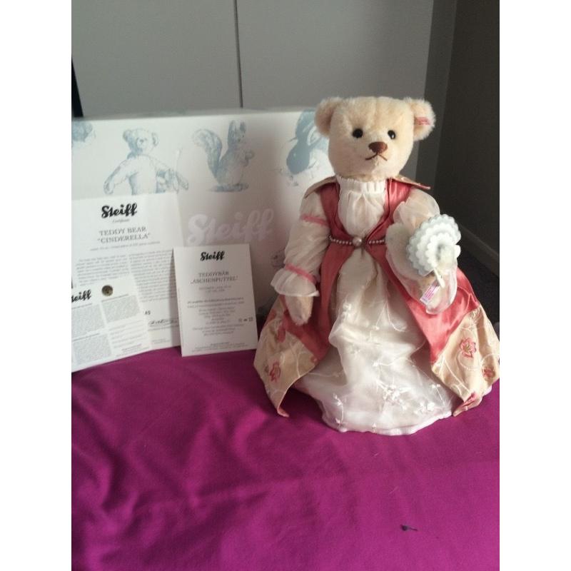 Steiff Cinderella bear