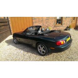 MAZDA MX-5 1.8i S GREEN