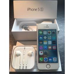 IPHONE 5S silver 16gb ???? on O2 giffgaff tesco networks in mint condition (txt Chris 07462496929)