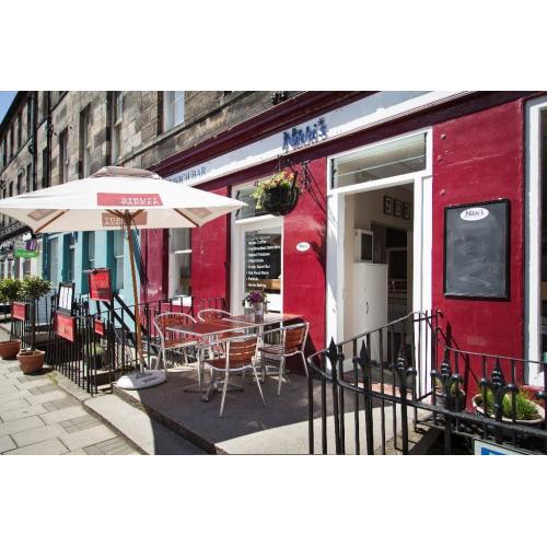 Temporary Kitchen Staff Required - 3 Weeks