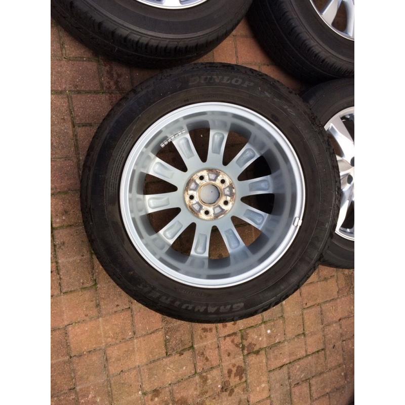 Honda CRV 4 x Alloys with tyres. Amazing condition.