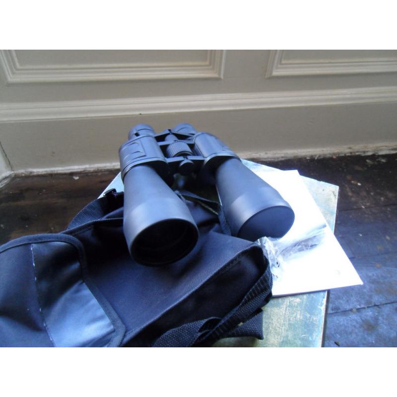 Brand New 10-30 x 60 Zoom Binoculars.