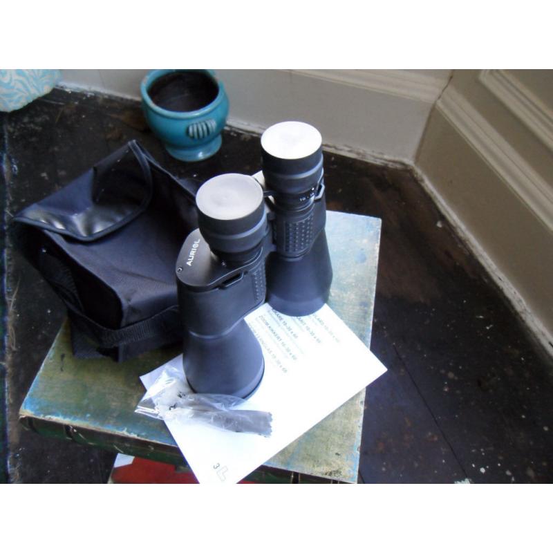 Brand New 10-30 x 60 Zoom Binoculars.