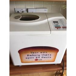 LG Breadmaker