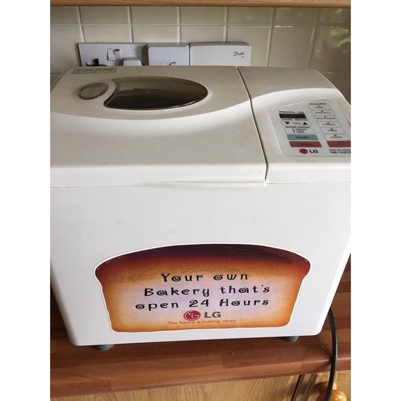 LG Breadmaker