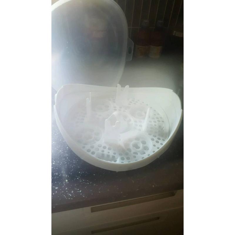 Microwave steriliser