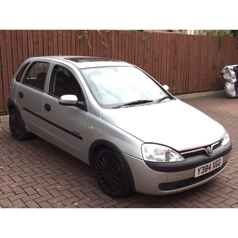 BARGAIN!!//VAUXHALL CORSA 2001-1.2//AUTOMATIC!!/MOT-MAY 2017//JUST SERVICED