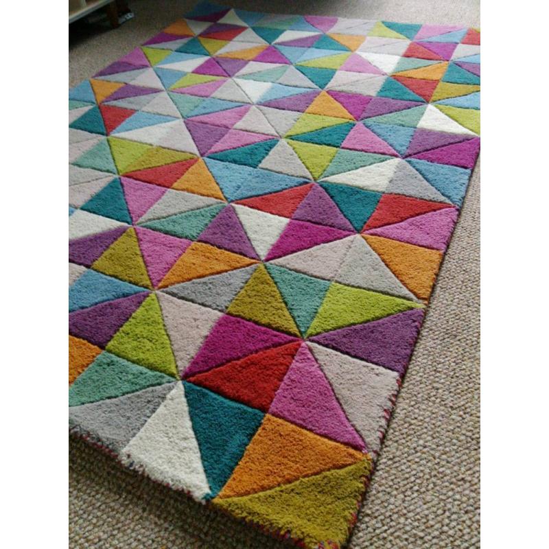 Used wool rug, excellent condition