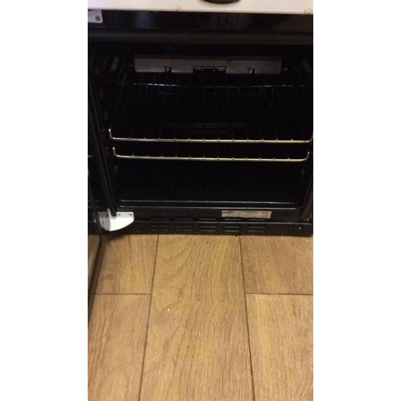 Gas cooker