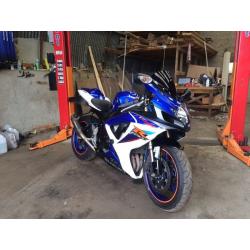 Suzuki gsxr 600