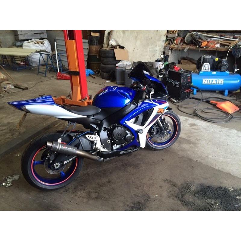 Suzuki gsxr 600