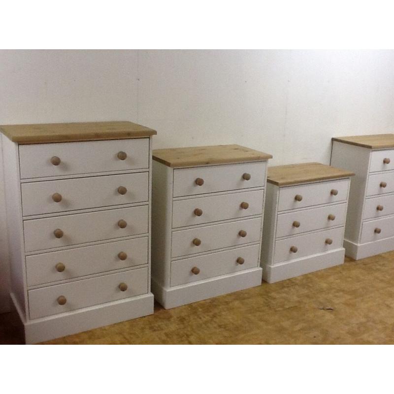 WHITE WOODEN CHEST OF DRAWERS