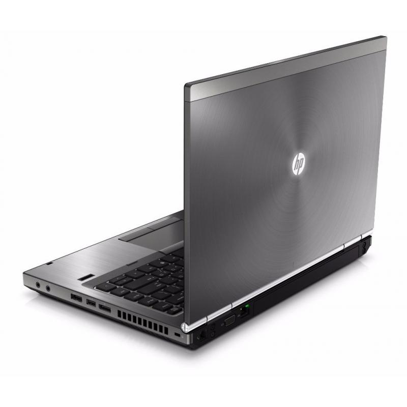 HP 8470w quad qore i7, 8GB ram, 2SSD, qHD LCD, Windows 10