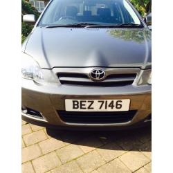 Fantastic Toyota Corolla 1.6 - immaculate inside & out LOW MILES - not vw golf polo Yaris bmw Mazda