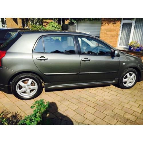 Fantastic Toyota Corolla 1.6 - immaculate inside & out LOW MILES - not vw golf polo Yaris bmw Mazda