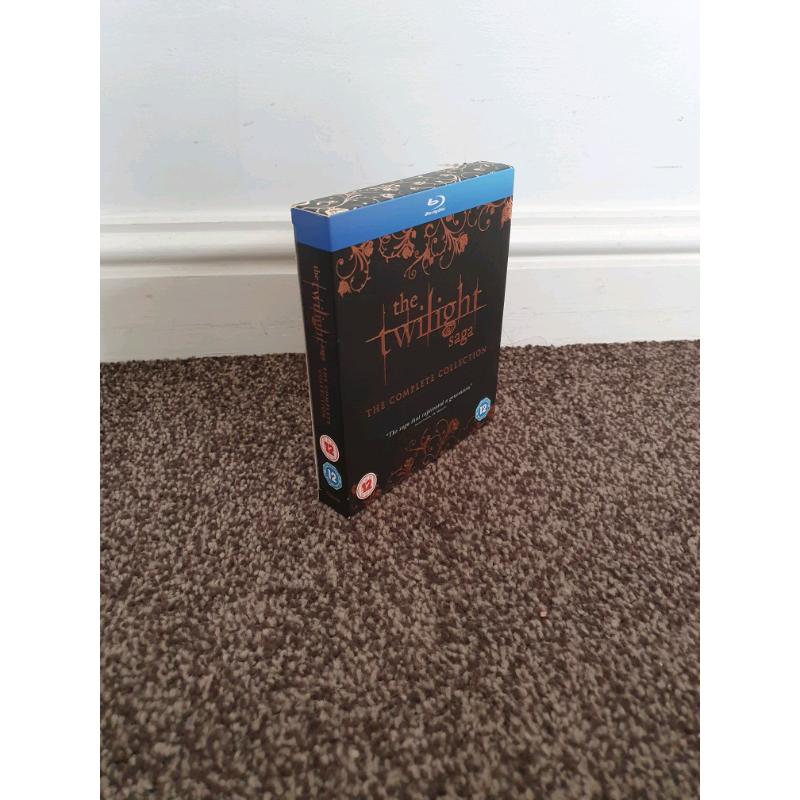 The twilight saga complete collection blu ray set