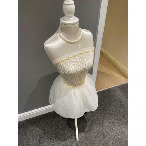 Ballerina mannequin