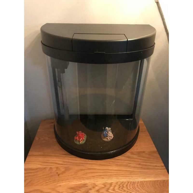 Interpet 19L half moon fish tank