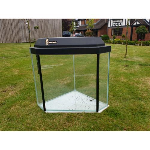 Corner fish tank ?25