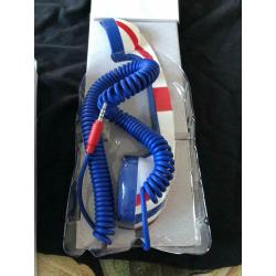 Brit pop phone handset