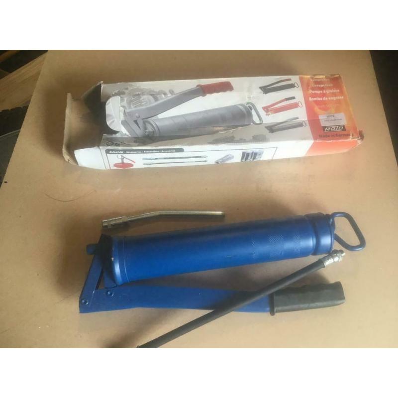 Brand new grease gun.