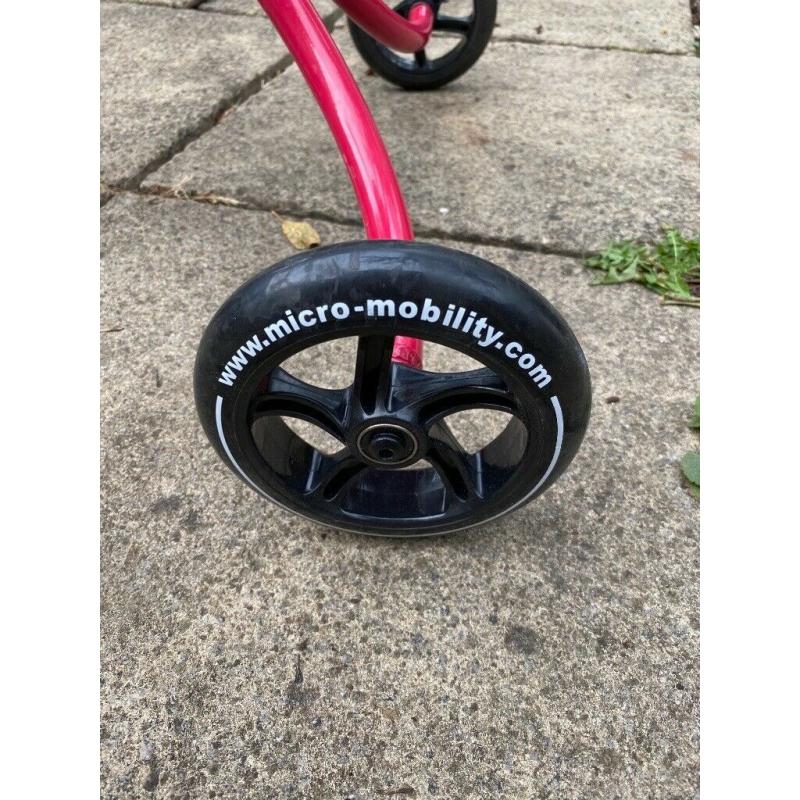 Micro scooter trike