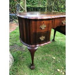 Beautiful Antique Victorian rare ?African Stinkwood? dressing table or desk