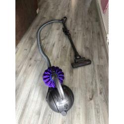 Dyson hoover DC32 Animal
