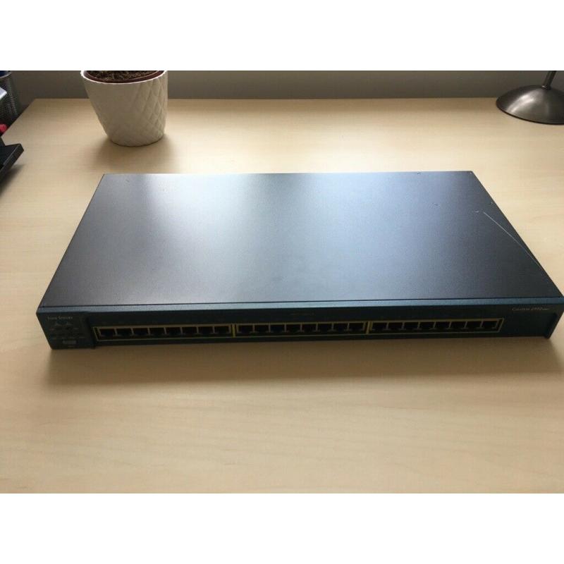 Cisco Catalyst 2600 series 24 port Switch