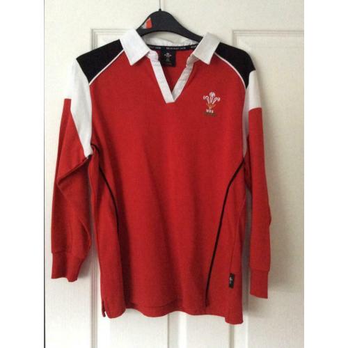 Girls official welsh rugby shirt age 11/12 BNWT