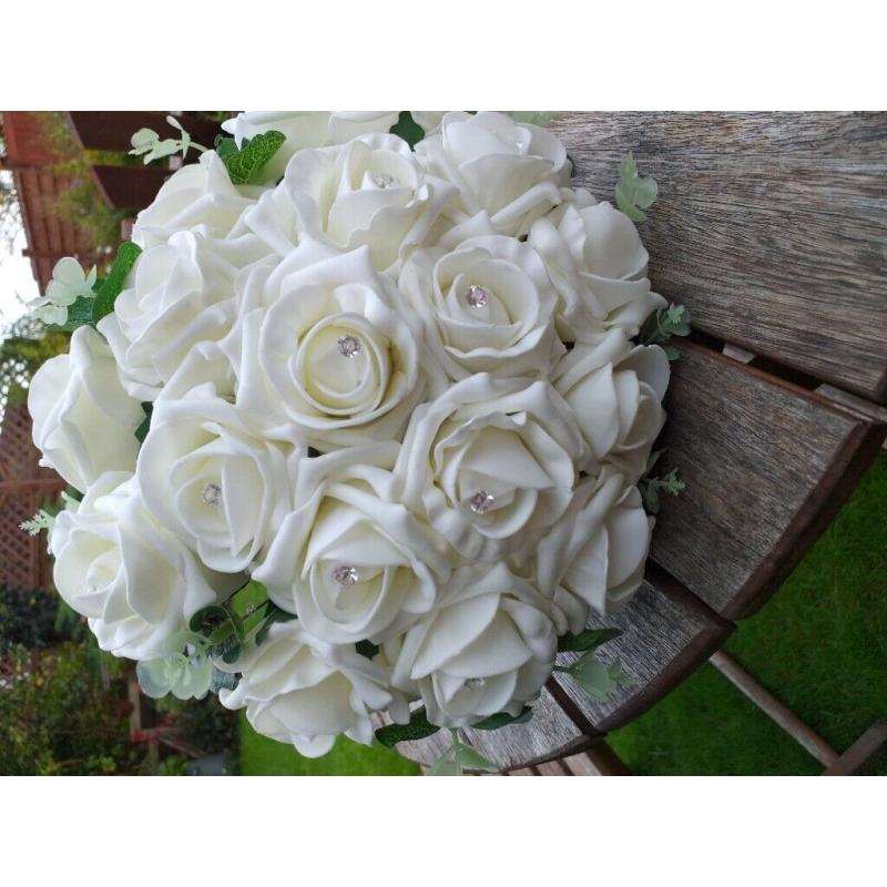 White / Cream Bridal Bouquet