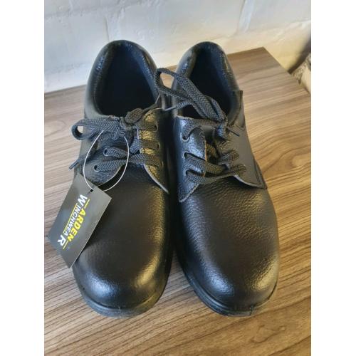 Work shoes