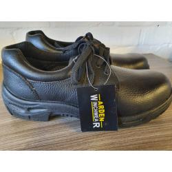 Work shoes