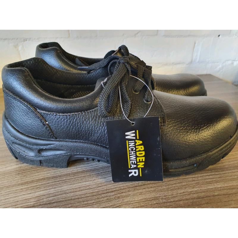 Work shoes