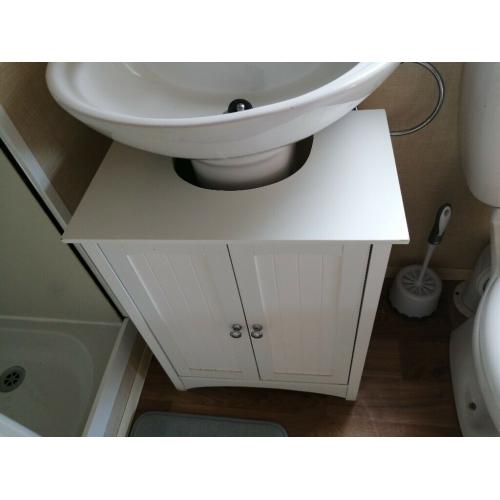 Undersink storage cupboard with 2 shelves