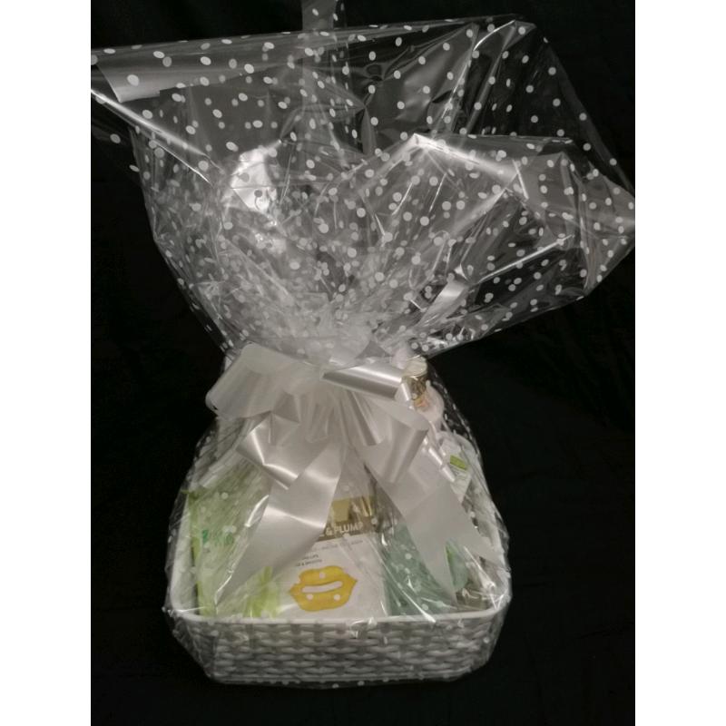 Skin Care Gift Hamper
