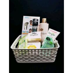 Skin Care Gift Hamper