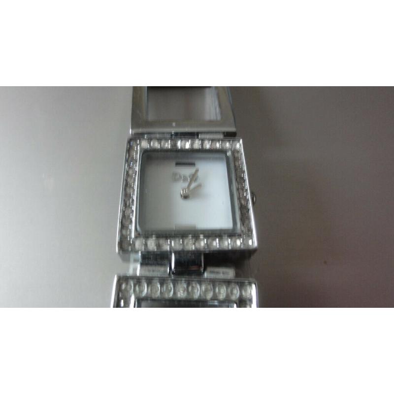 DOLCE & GABANNA LOGO LADIES DIAMONTE WATCH