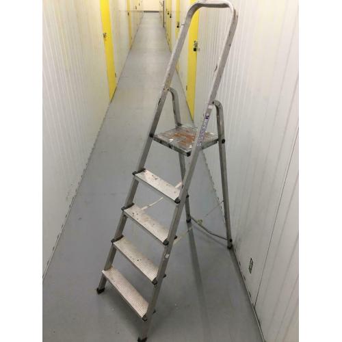 aluminium step ladders
