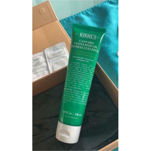 Kiehl?s face cleanser