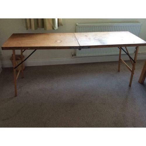 WOODEN, FOLDABLE WALLPAPER PASTING/DECORATING TABLE