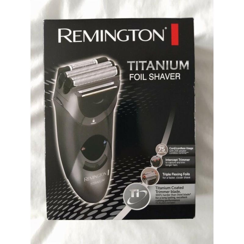 Brand New & Sealed Remington Titanium Triple Foil Electric Shaver MS5120