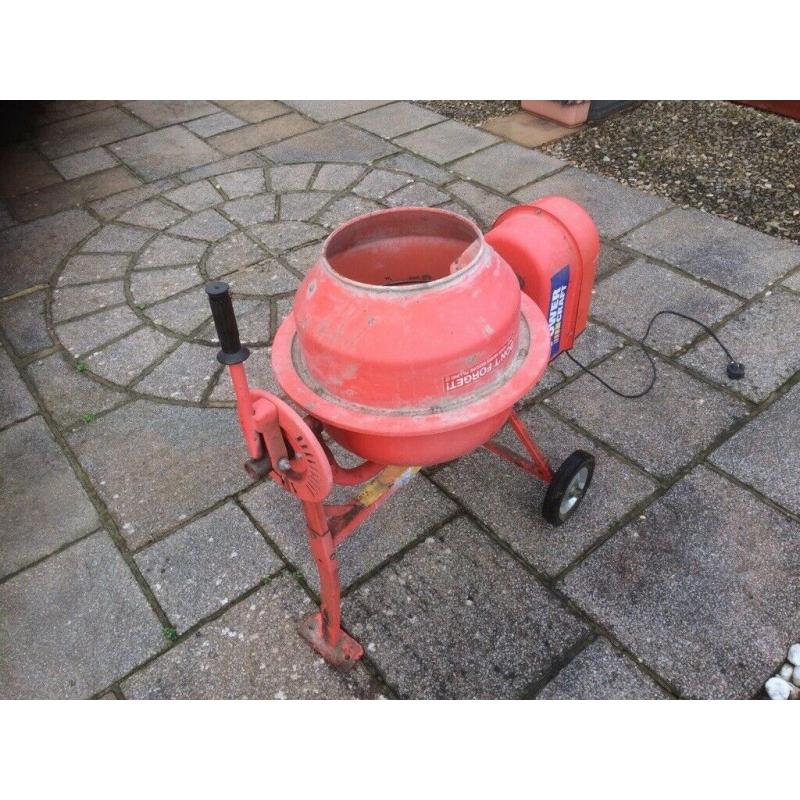 SOLD - Small Electric 50 Litre Cement Mixer ? Capacity 30 litres, 960rpm - ?55