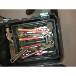 Dewalt storage trolley and 2 Tstak cases