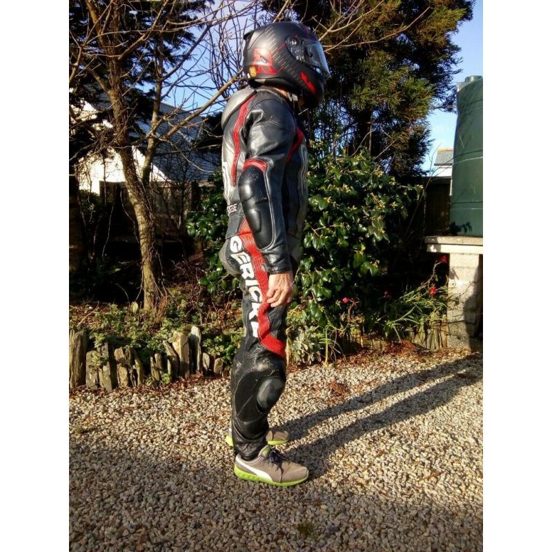 Hein Gericke 2 -Piece Leathers size 42