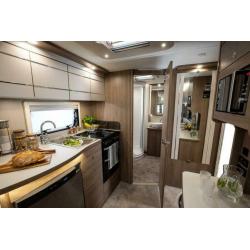 2020 Compass Capiro 520