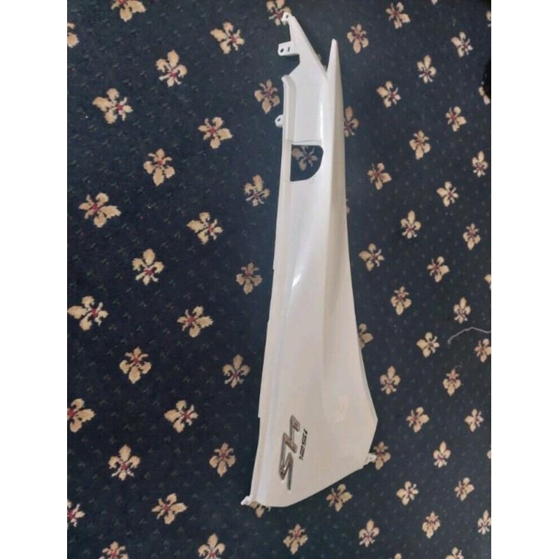 Honda sh 125cc side left panel brand new not use at all