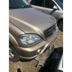 MERCEDES ML 5.0 PETROL 2004 BREAKING FOR PARTS SPARES AND REPAIRS