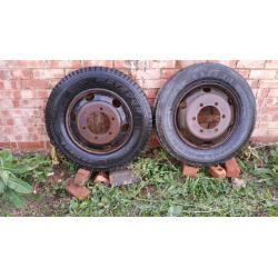 205 / 75R 17.5 Lorry tyres & wheels.